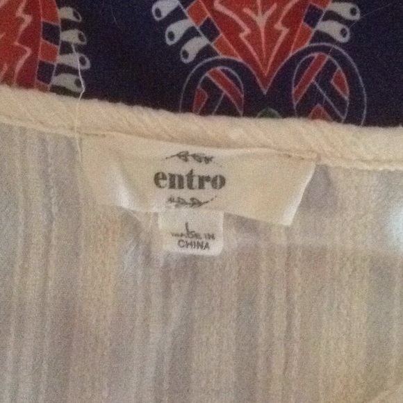 Top - Picture 3 of 4